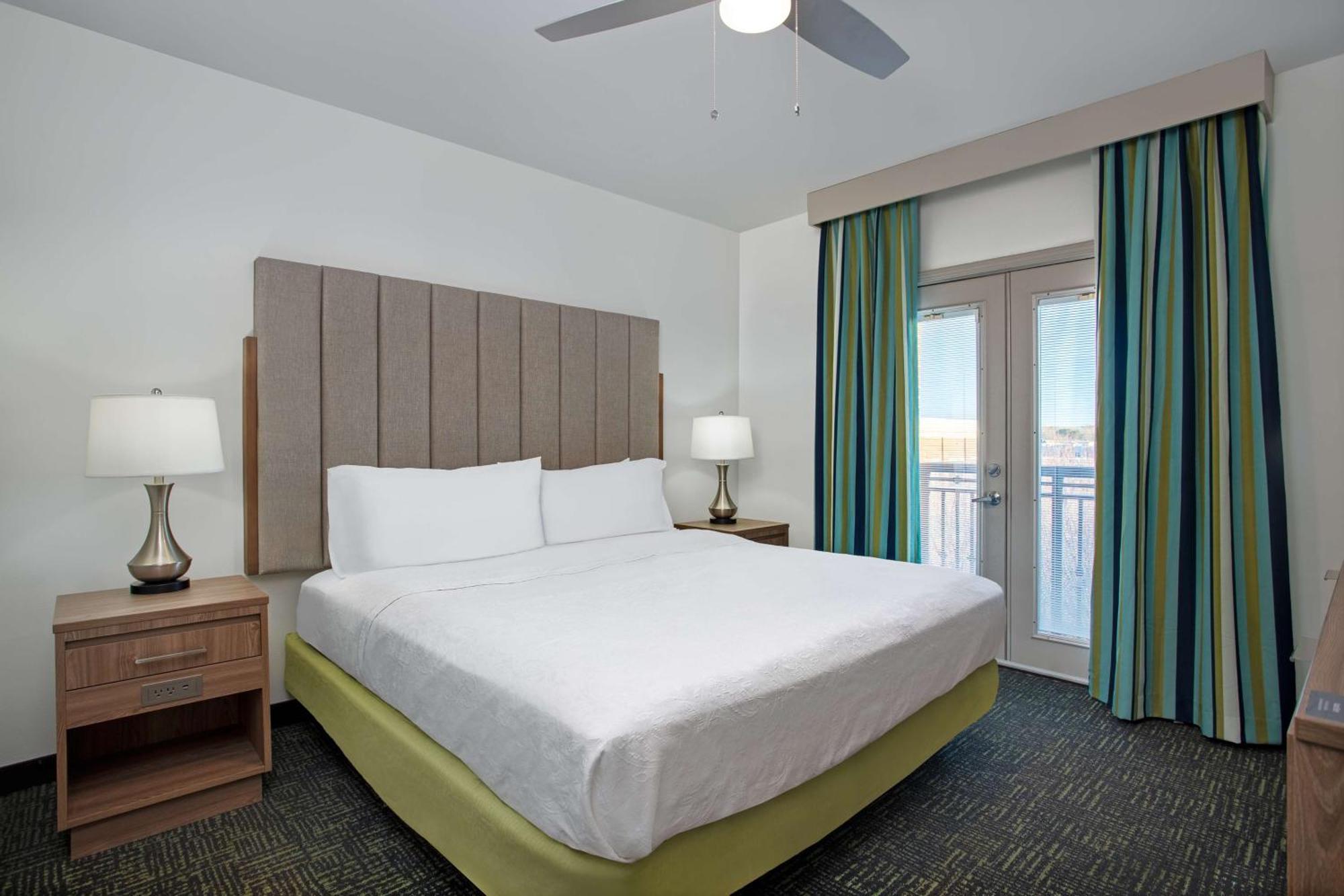 โฮมวู้ด สวีท บาย ฮิลตัน เดวิดสัน Hotel Davidson ภายนอก รูปภาพ