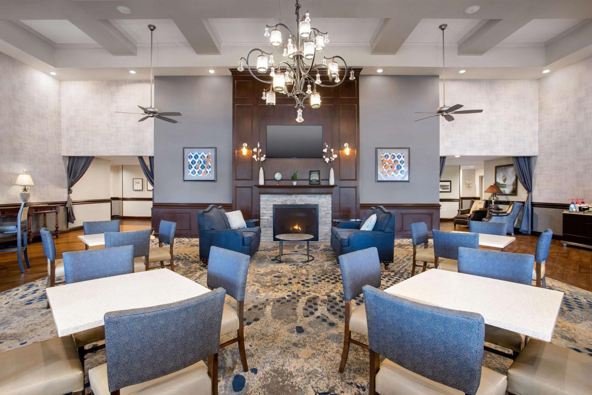 โฮมวู้ด สวีท บาย ฮิลตัน เดวิดสัน Hotel Davidson ภายนอก รูปภาพ